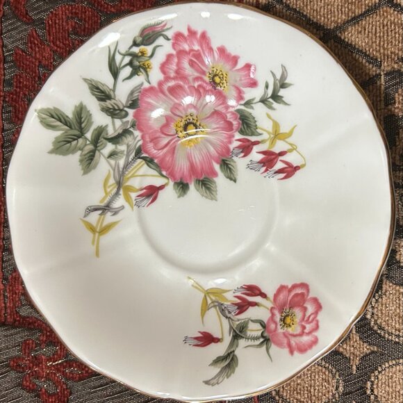 Adderly Fine China Floral Tea Set - Picture 4 of 6